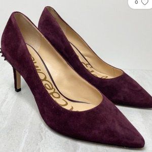 burgundy pumps